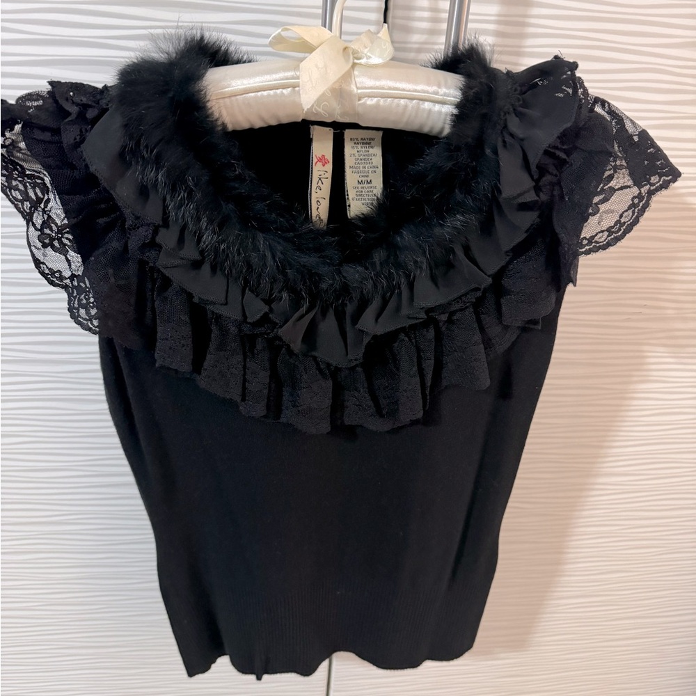 One of a kind beautiful top like new